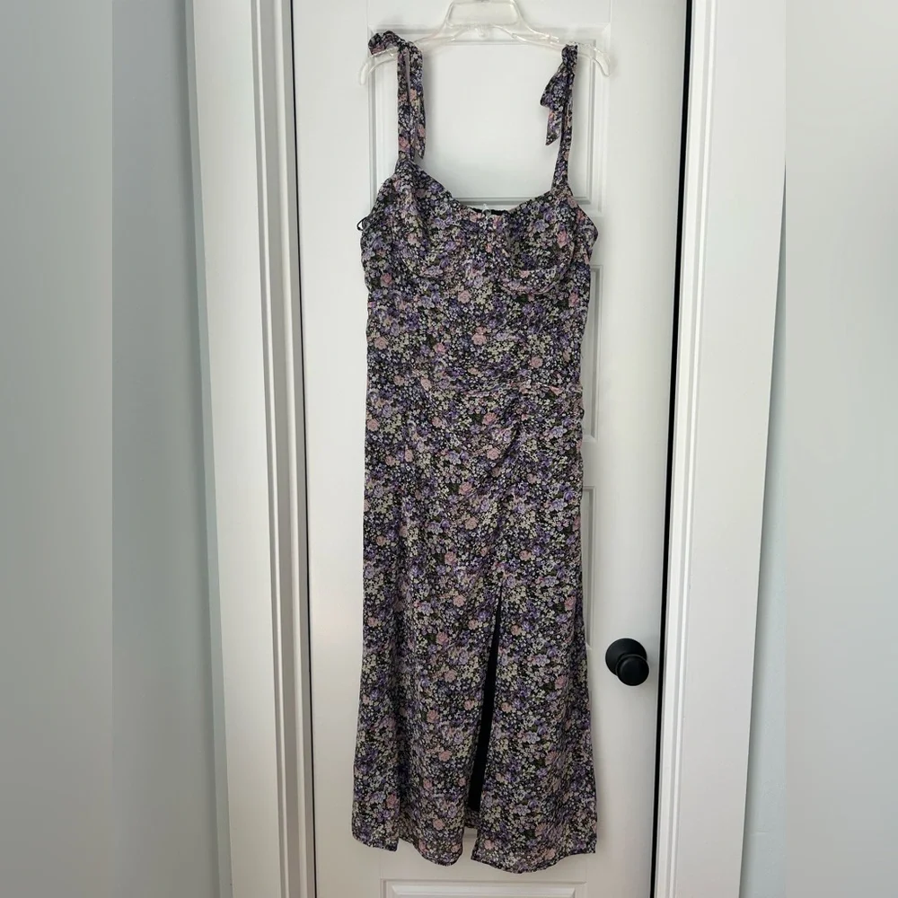 ASTR the Label Floral Sleeveless Dress with Slit - Picture 4 of 14